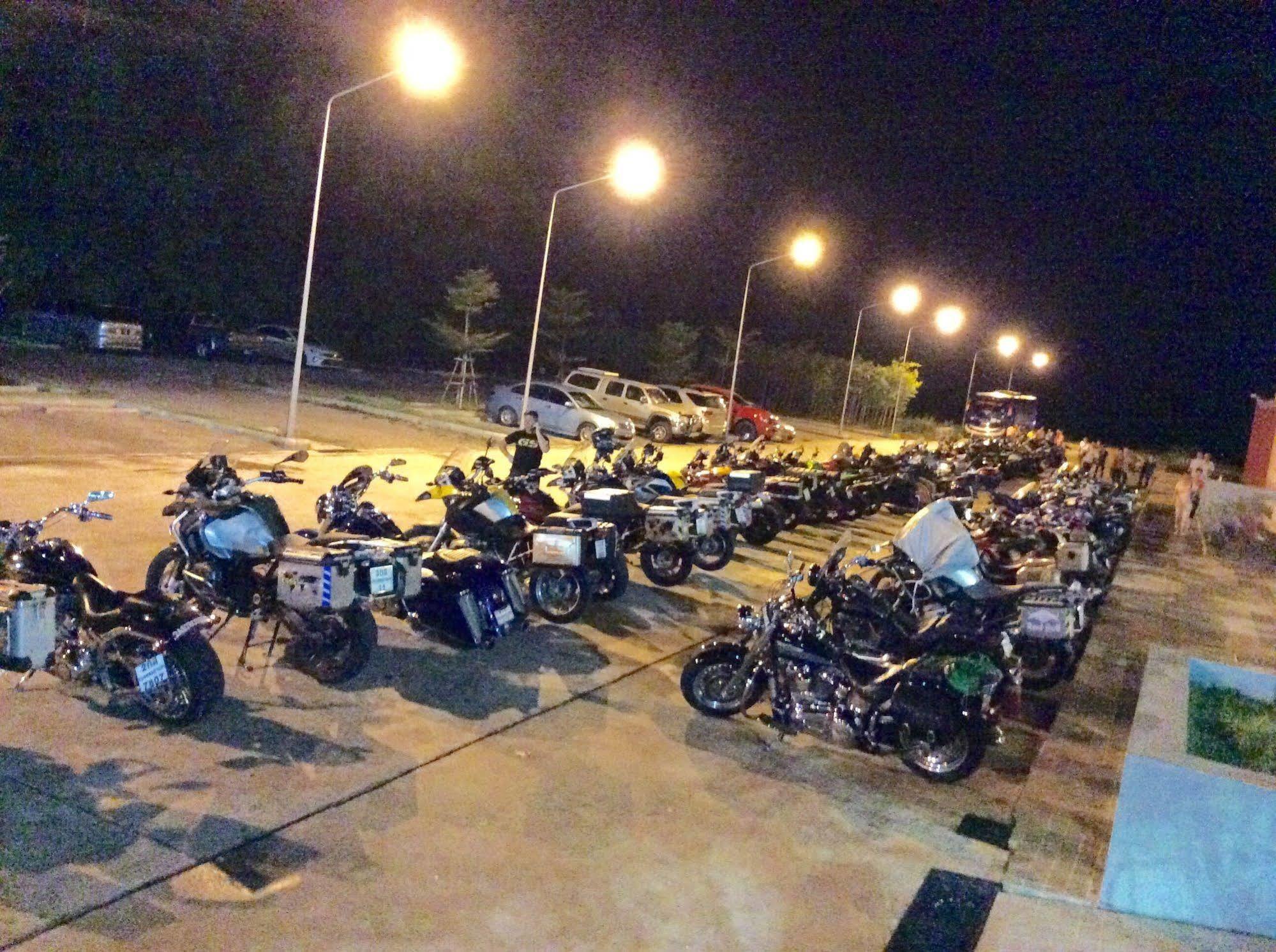 Grand Oliver Hotel Danok Sadao Bagian luar foto
