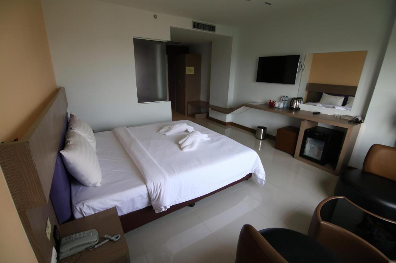 Grand Oliver Hotel Danok Sadao Bagian luar foto